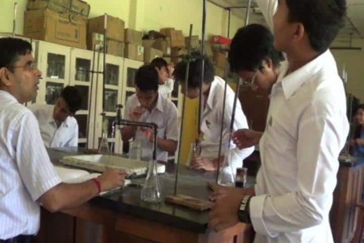 Ramakrishna Mission School-Laboratory