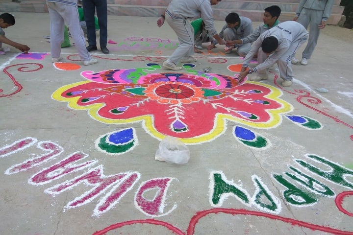Mount Shivalik Public School-Rangoli