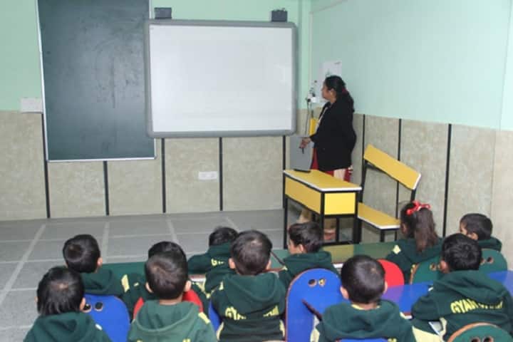 New Gyan Dham Public School-Smart-Classroom
