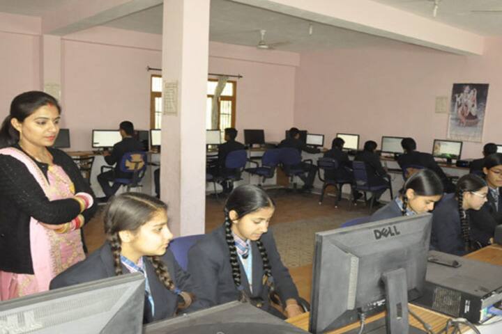 Ramanujam Royal Convent School-Computer Lab