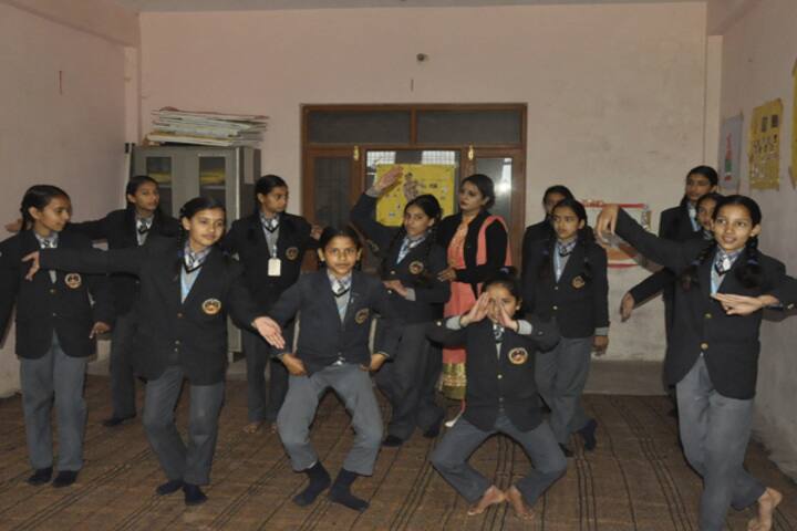Ramanujam Royal Convent School-Dance Class