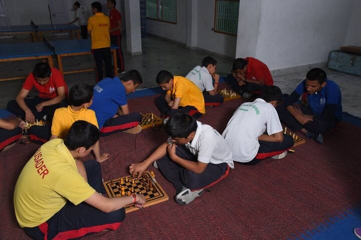 Roots Country School-Indoor Games