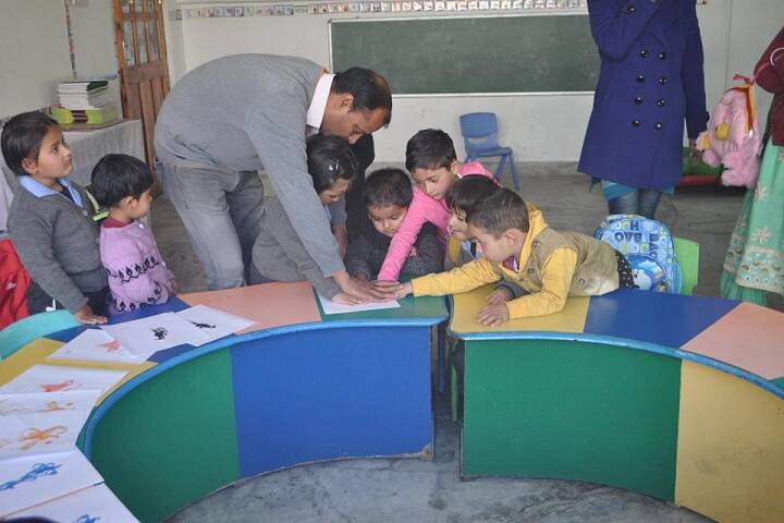 Roots Country School-Activities