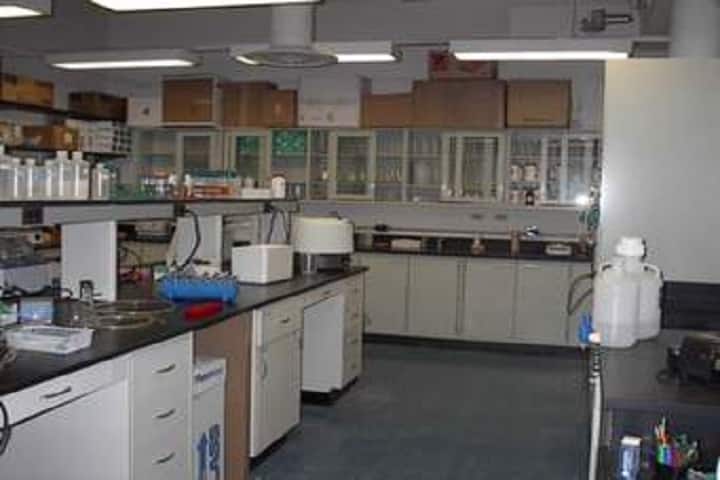 ScholarS International School-Laboratories