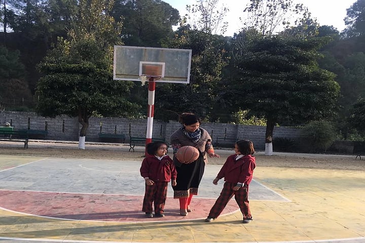Woods Park School-Sports basketball