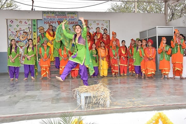 Delhi Public School-Dance