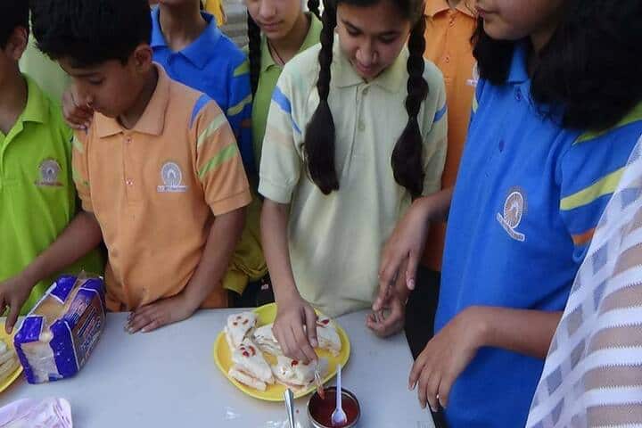K C International School-Food Day