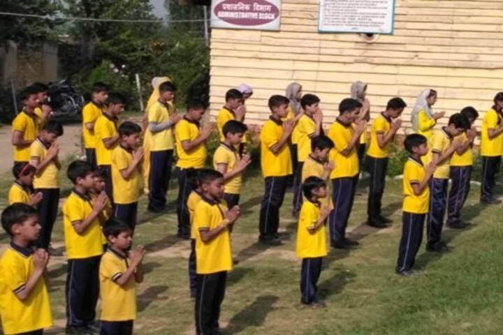 Kendriya Vidyalaya-Yellow Day