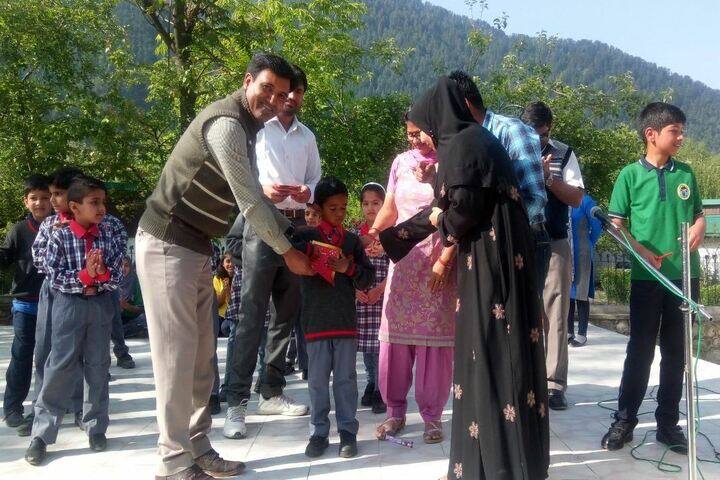 Kendriya Vidyalaya-Prize Distribution