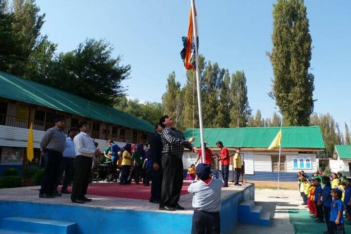 Kendriya Vidyalya-Flag Host