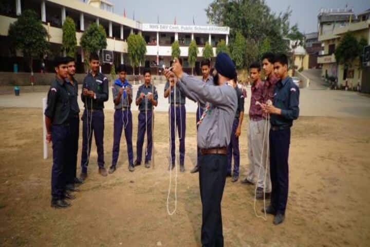 Maharaja Harisingh D A V Centanary Public School-Games