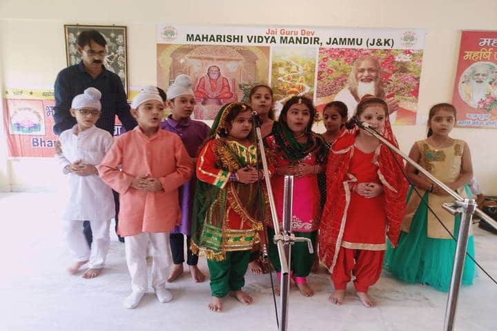 Maharishi Vidya Mandir Public School-Singing