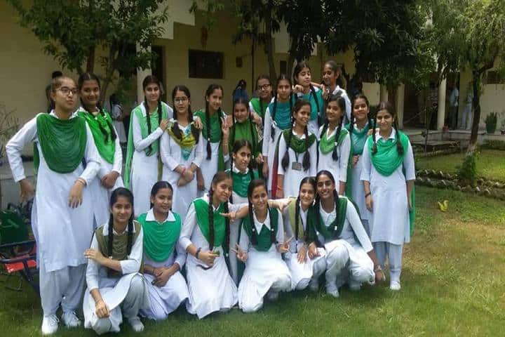 Maharishi Vidya Mandir Public School-Students