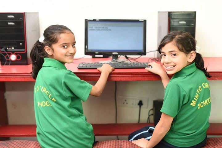 Minto Circle English Medium High School-Computer Lab