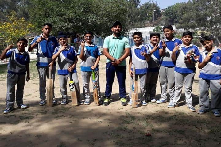 Model Academy-Cricket