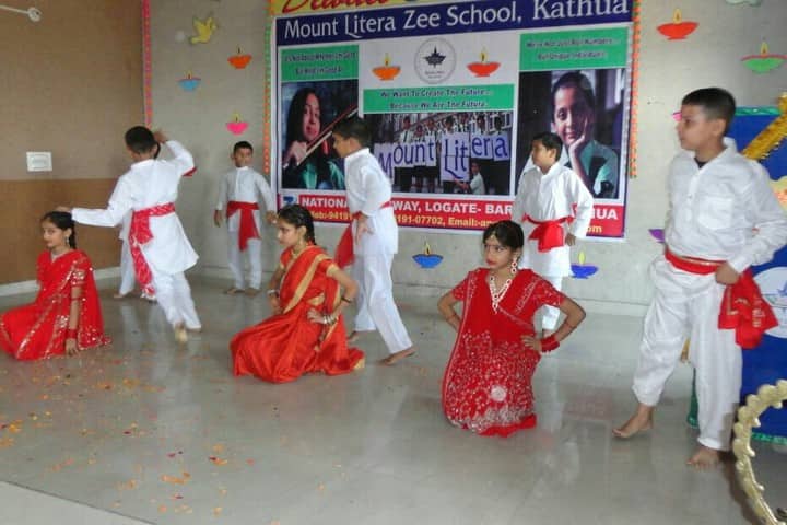 Mount Litera Zee School-Fock Dance
