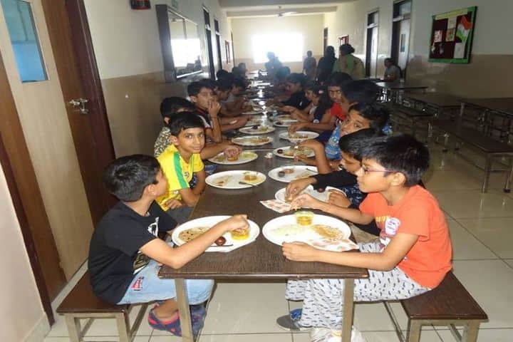 Mount Litera Zee School-Eating