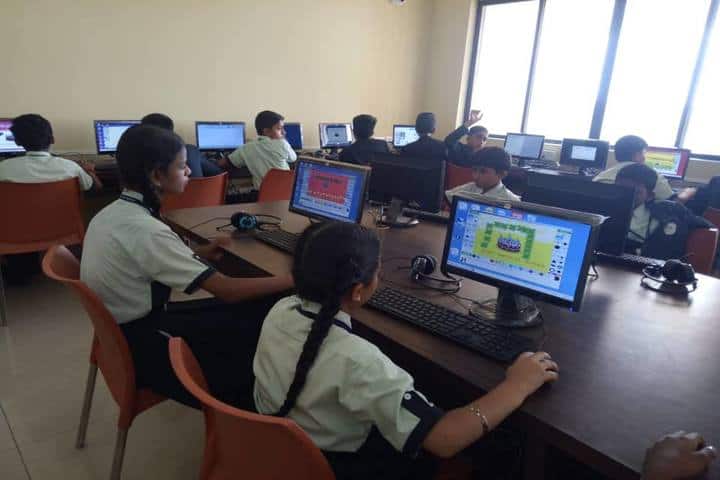 Mount Litera Zee School-Computer Lab