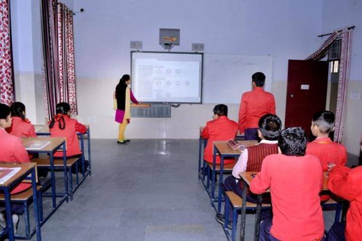 R M Public School-Smart Class Room