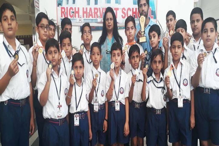 Rich Harvest School-Sports