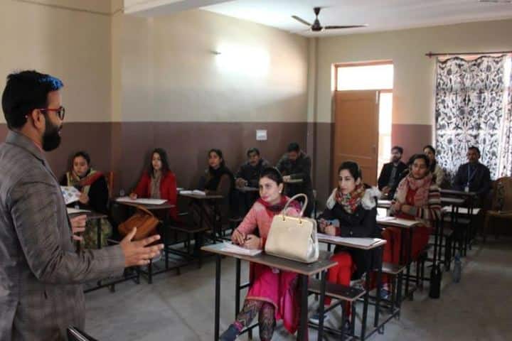 Stephens International Public School-Classroom