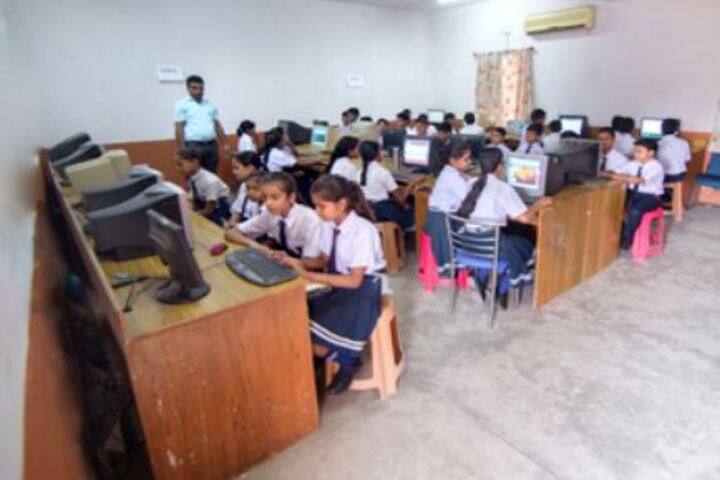 A R S Public School-Computer Lab