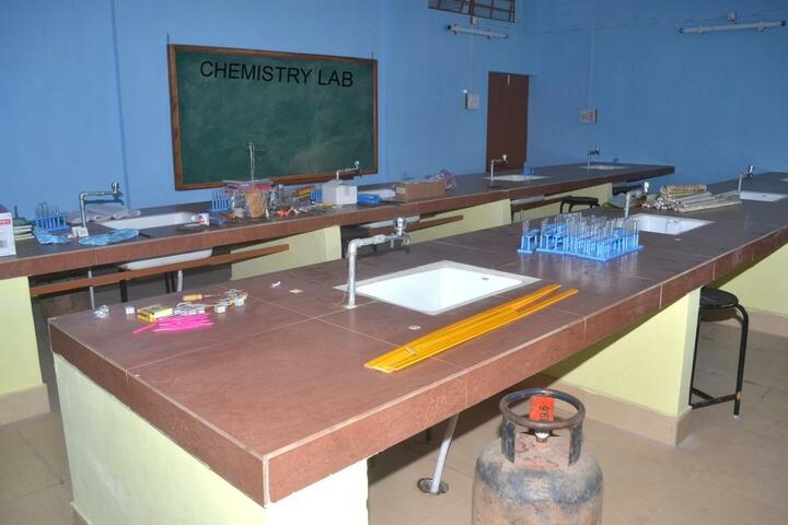 Atomic Energy Central School-Chemistry Lab