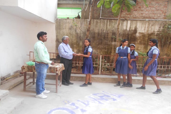 Campion Basic Academy-Prize