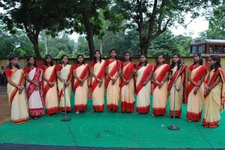 D A V Public School-Singing
