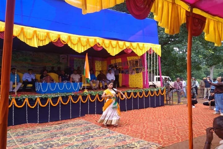 DAV Public School - Dance Activity