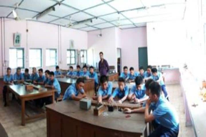 Vivekananda Kendra Vidyalaya-Physics Lab