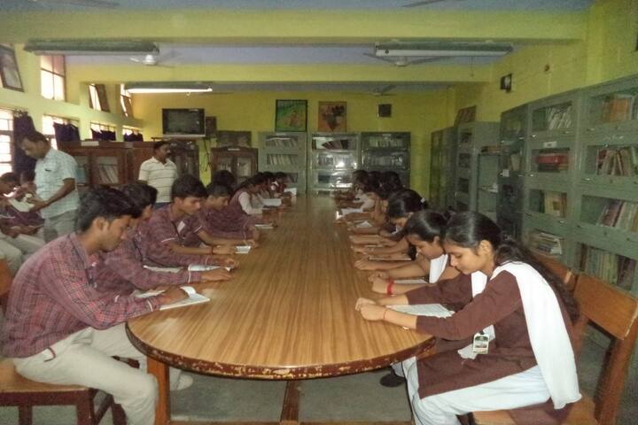 D A V Public School-Library