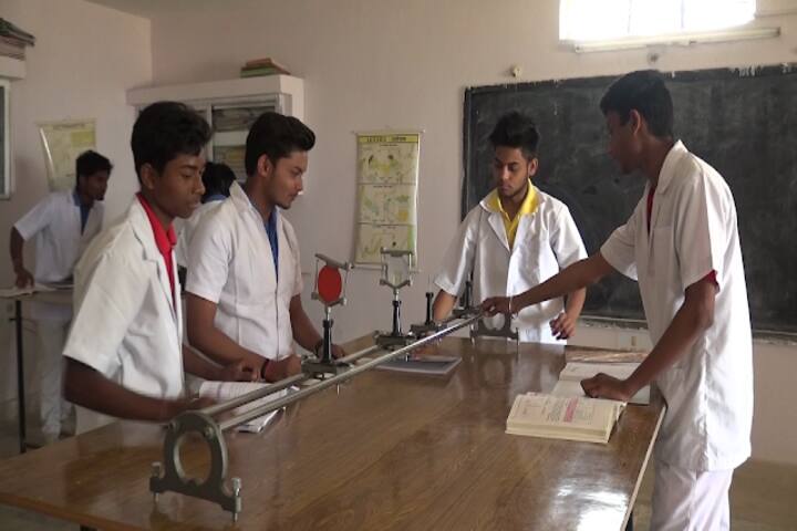 Dav Alok Public School-Physic-Lab