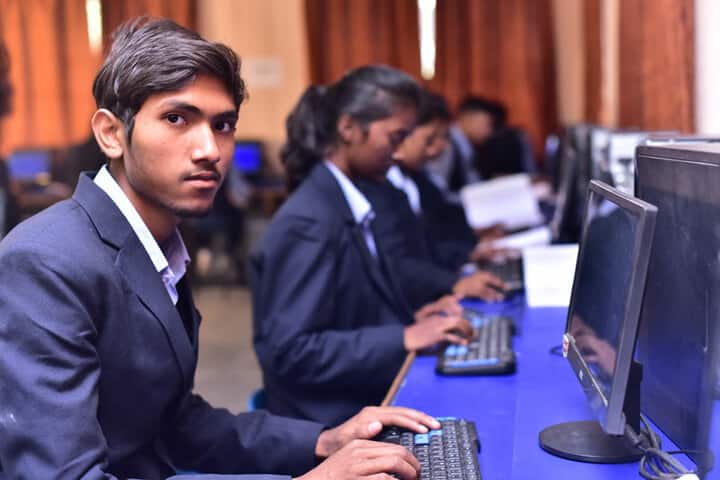 DAV Nandraj Public School - Computer lab