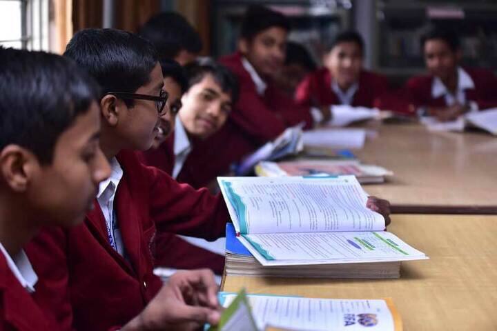 DAV Nandraj Public School - Library