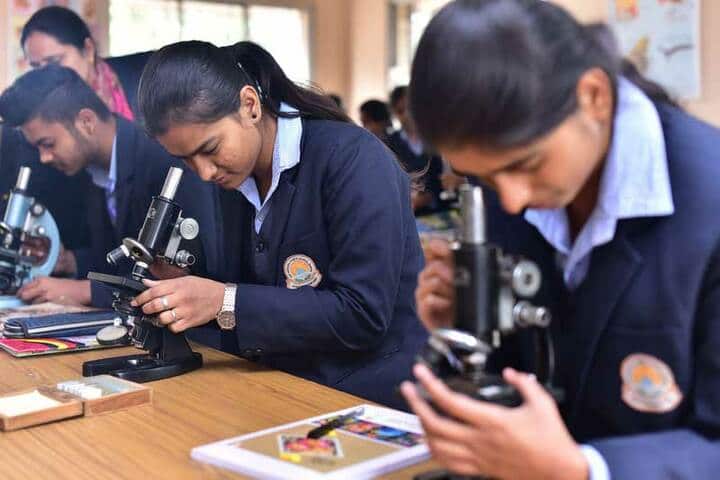 DAV Nandraj Public School - Physics lab