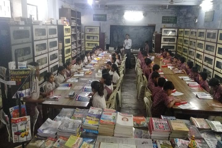 Dav Public School-Library