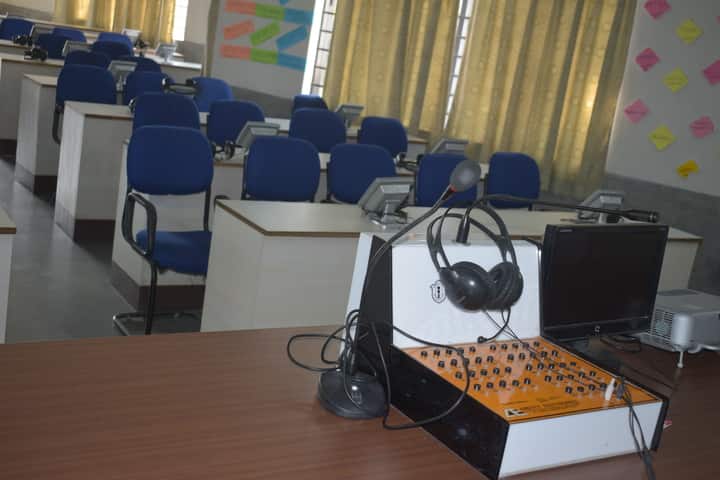 Delhi Public School-Language-Lab