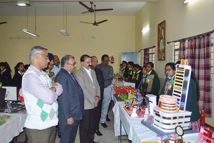 Dhanbad Public School-Exhibition1