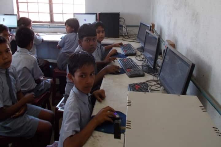 Divine Public School-Computer-Lab