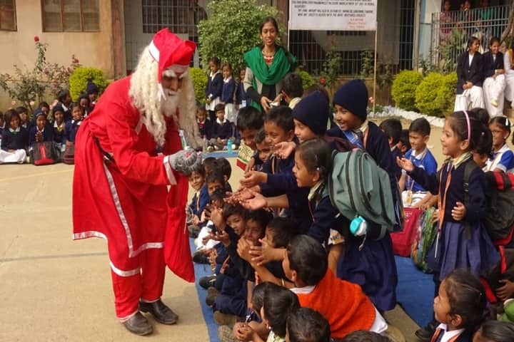 Govind Vidyalaya-Christmas Celebrations