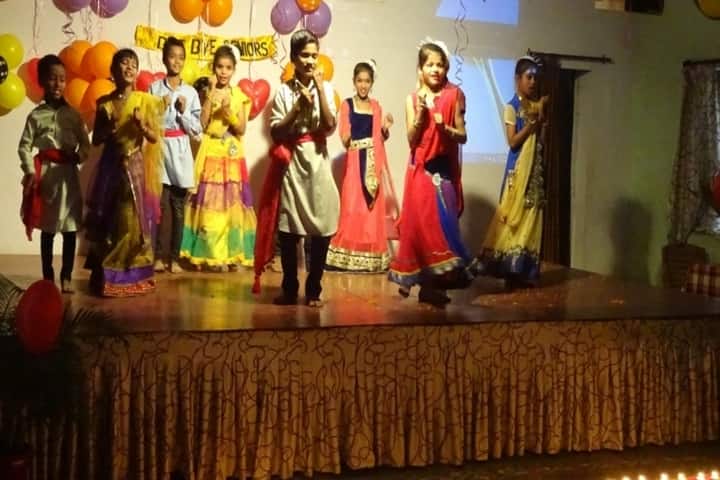 Govind Vidyalaya-Dance