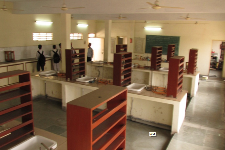 Guru Gobind Singh Public School-Chemistry Lab