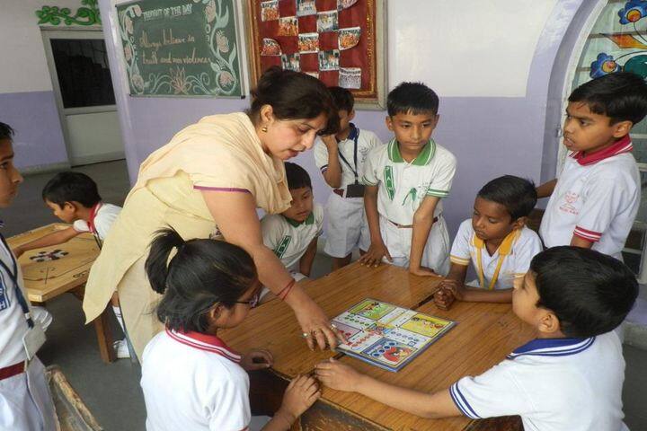 Guru Gobind Singh Public School-Indoor Games