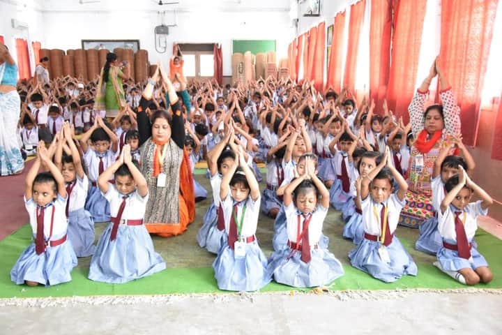 Guru Gobind Singh Public School-Yoga Day