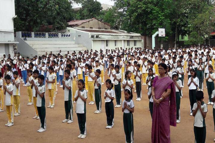 Holy Child Public School-Tree Yoga