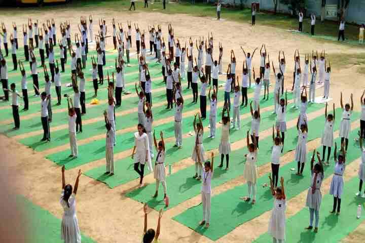 Holy Mothers Academy-Yoga