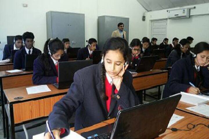 Jawahar Navodaya Vidyalaya - Lab