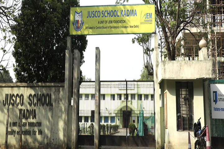 Jusco School - School entrance