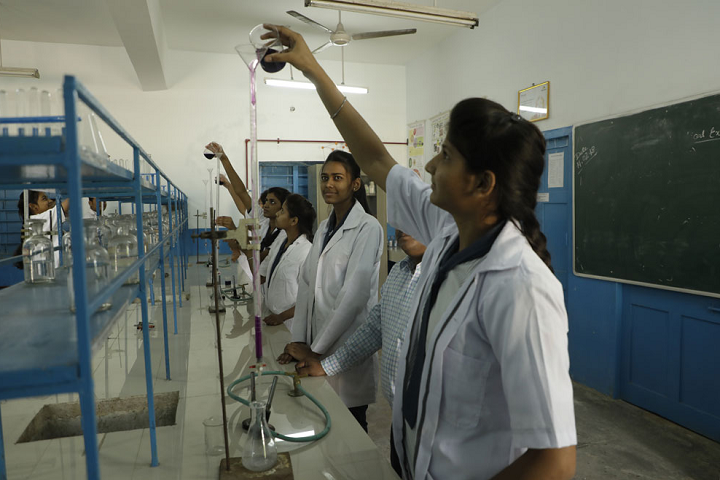 Kasidih High School-Chemistry Lab